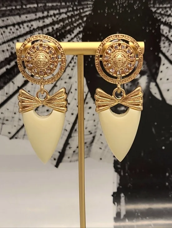 Vintage Estate Givenchy Cream Enamel Crystal Greek Key Bow Gold Earrings - Picture 6 of 16